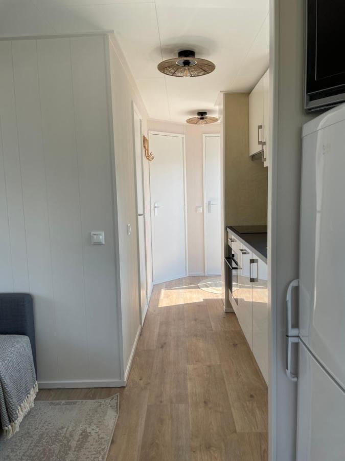 Luxe Chalet Direct Aan Het Water Met Strand Lith Eksteriør billede